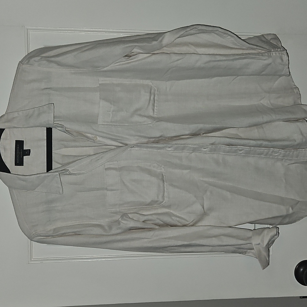 Banana Republic Light Taupe Collared Buttondown Shirt